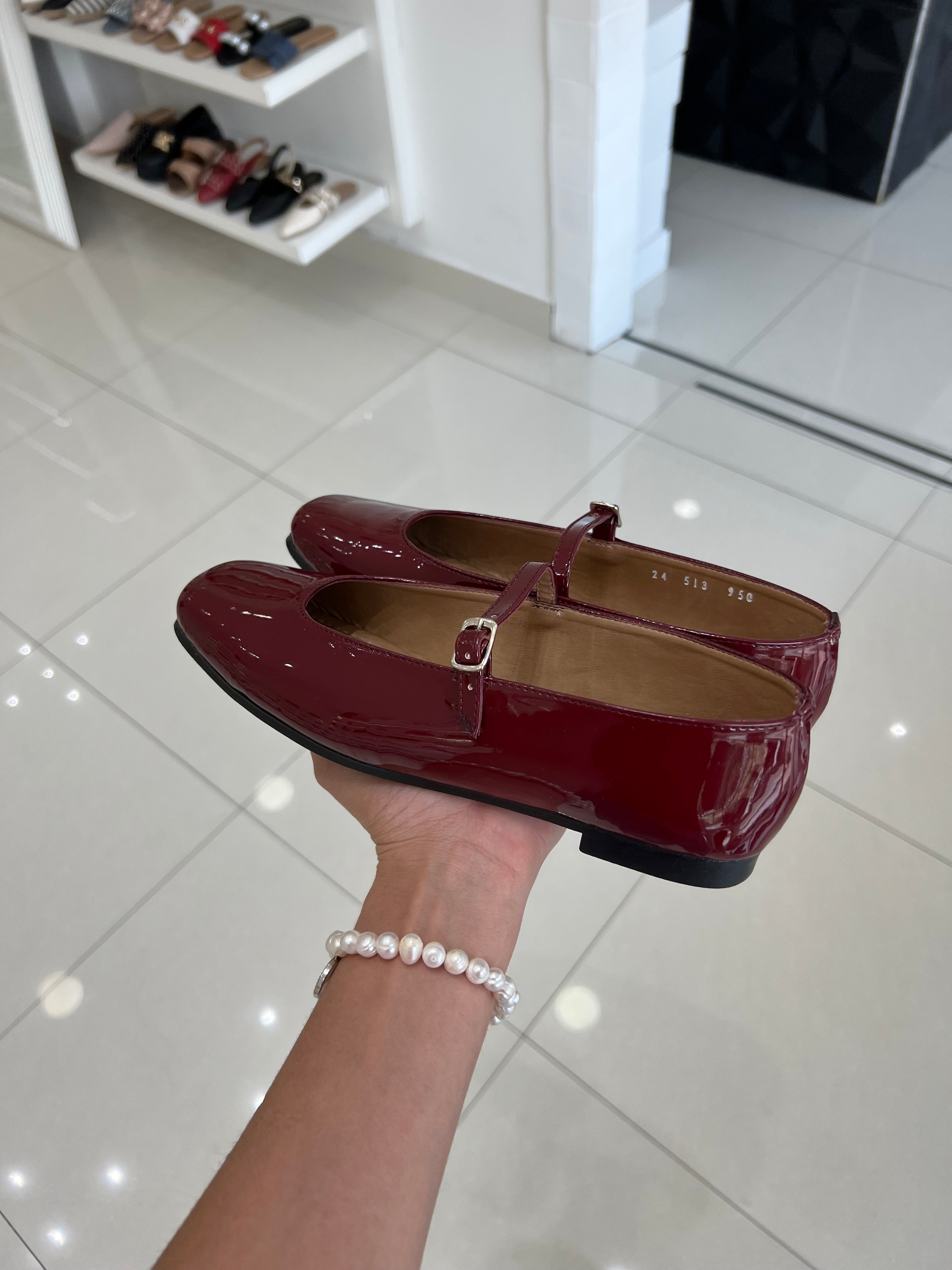 zapatilla piso Ballerina charol vino
